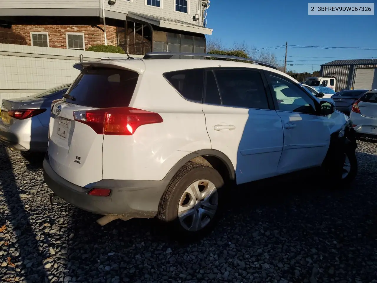 2T3BFREV9DW067326 2013 Toyota Rav4 Le