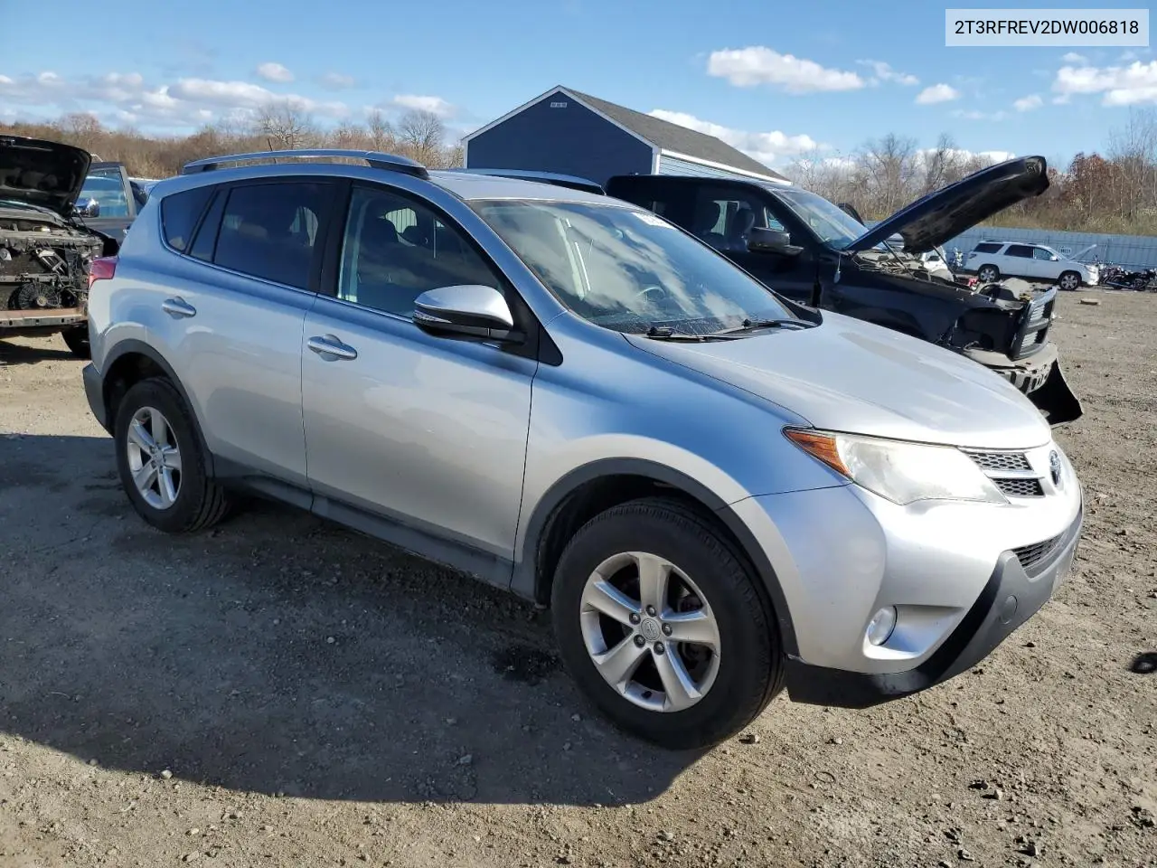 2T3RFREV2DW006818 2013 Toyota Rav4 Xle