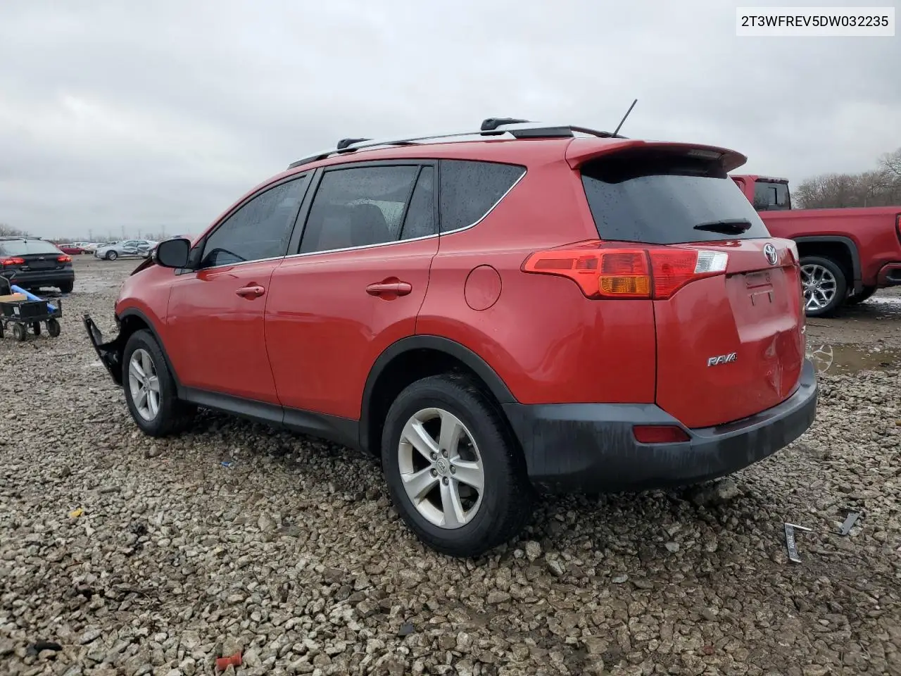 2T3WFREV5DW032235 2013 Toyota Rav4 Xle