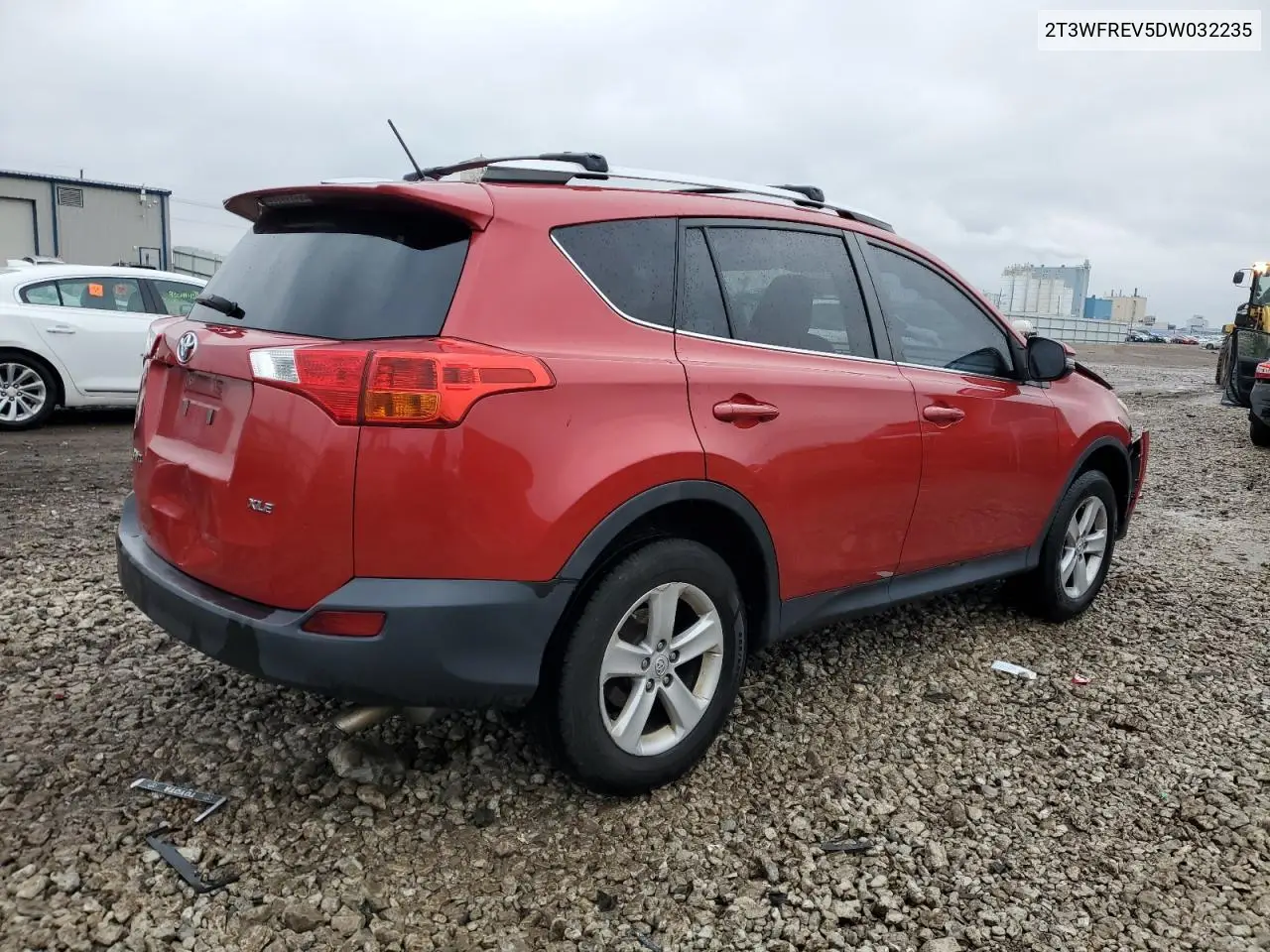 2T3WFREV5DW032235 2013 Toyota Rav4 Xle