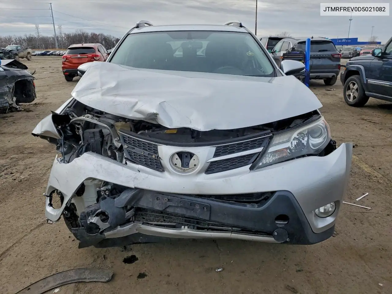 JTMRFREV0D5021082 2013 Toyota Rav4 Xle