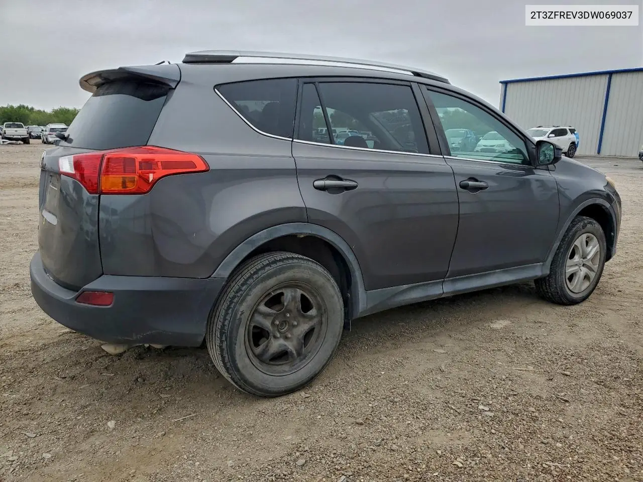 2T3ZFREV3DW069037 2013 Toyota Rav4 Le