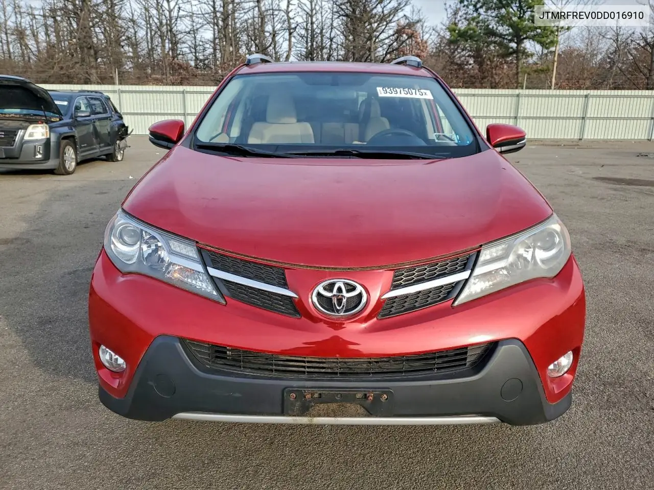 JTMRFREV0DD016910 2013 Toyota Rav4 Xle