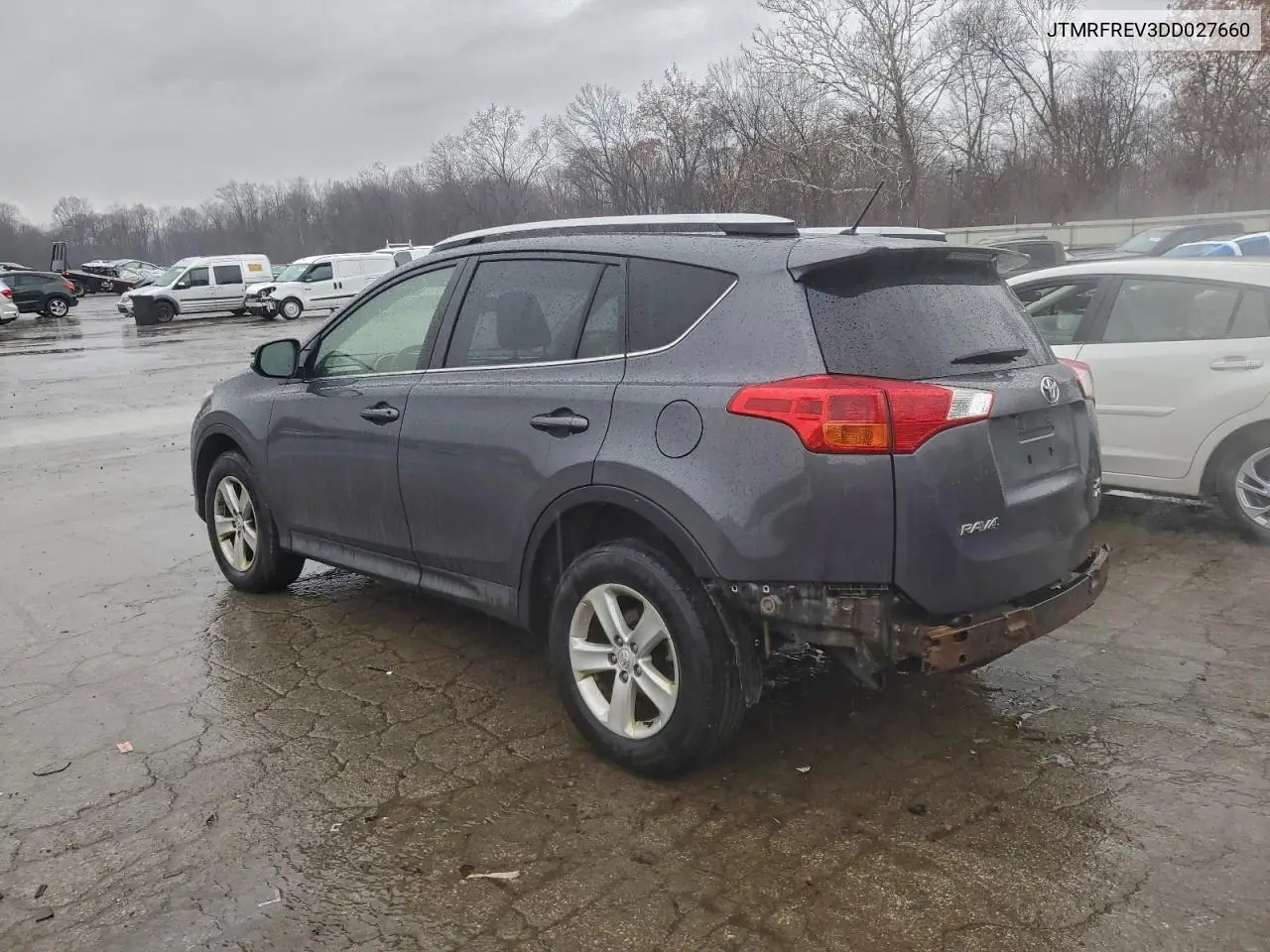 JTMRFREV3DD027660 2013 Toyota Rav4 Xle