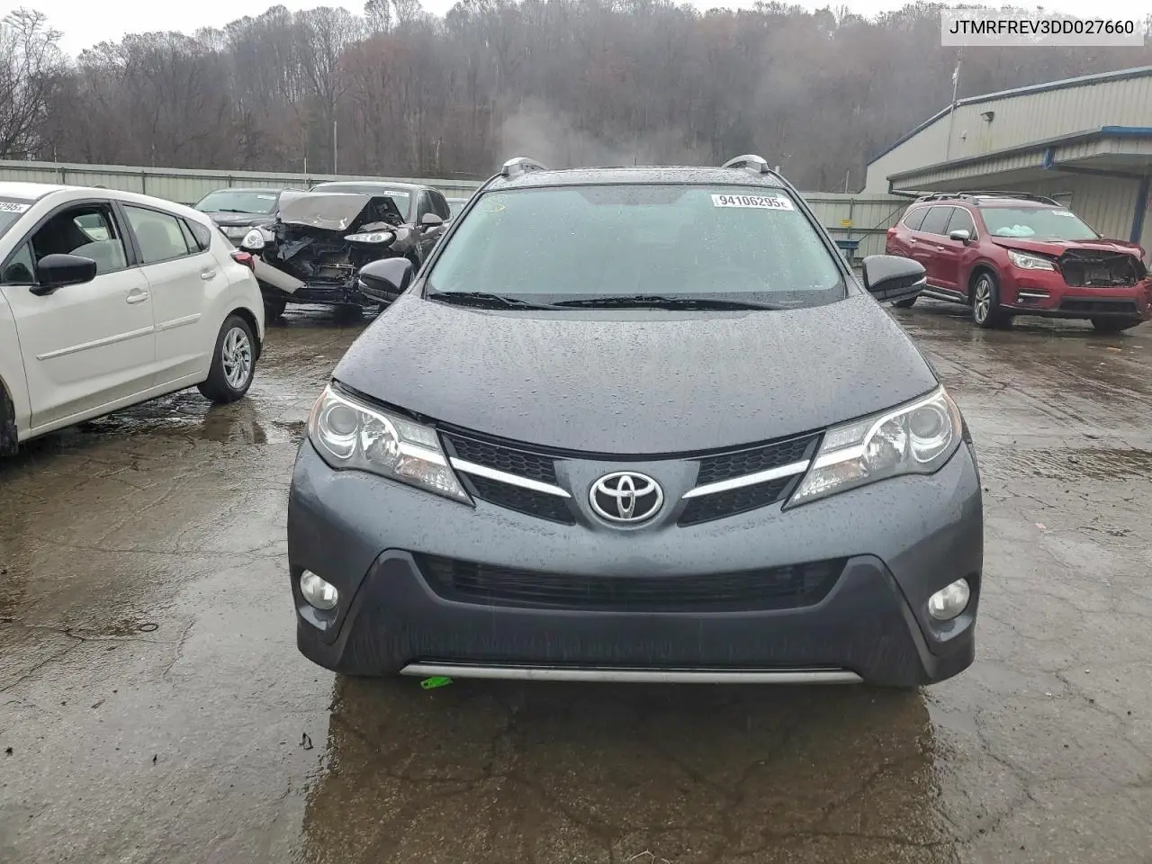 JTMRFREV3DD027660 2013 Toyota Rav4 Xle