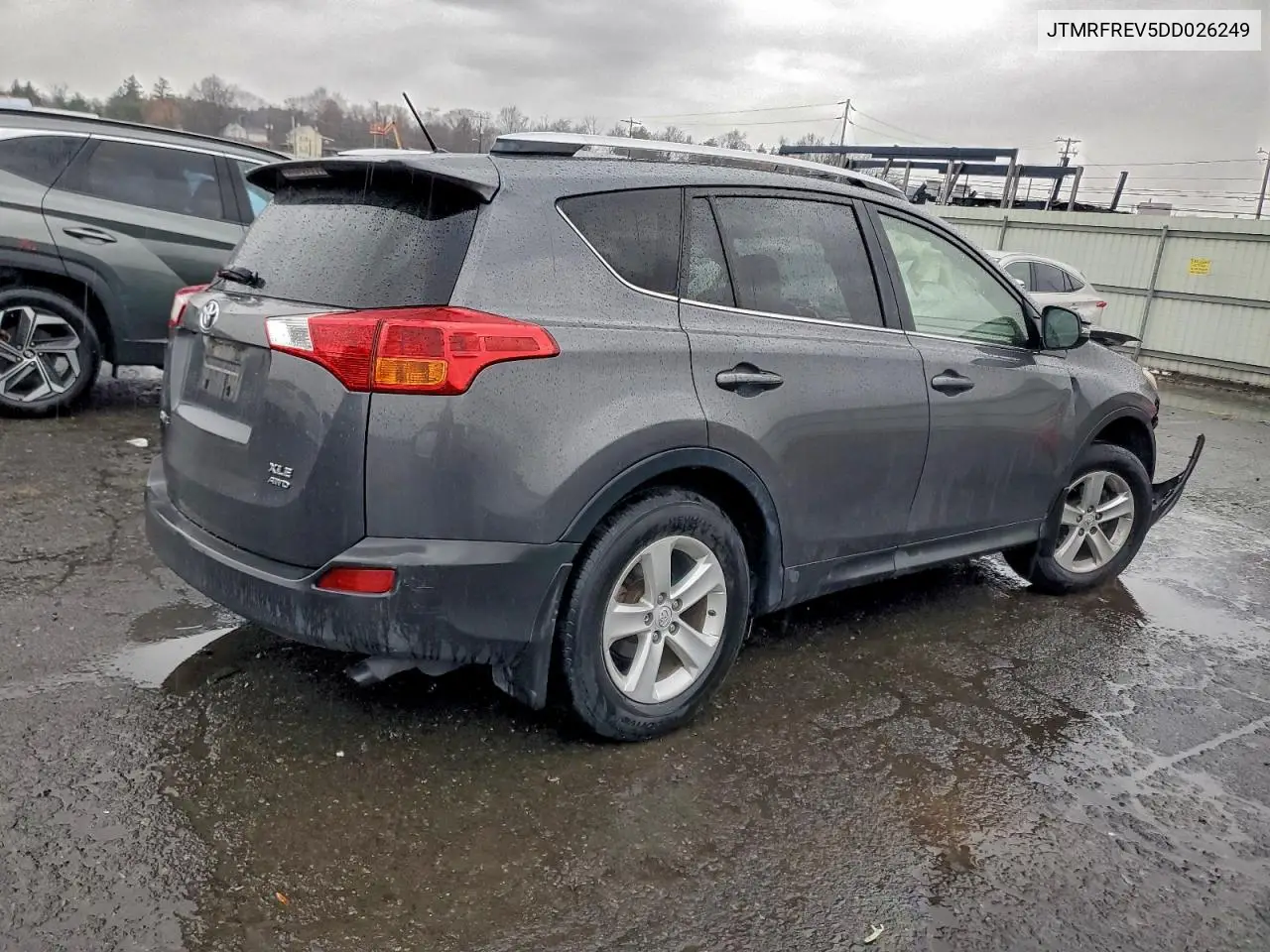 JTMRFREV5DD026249 2013 Toyota Rav4 Xle