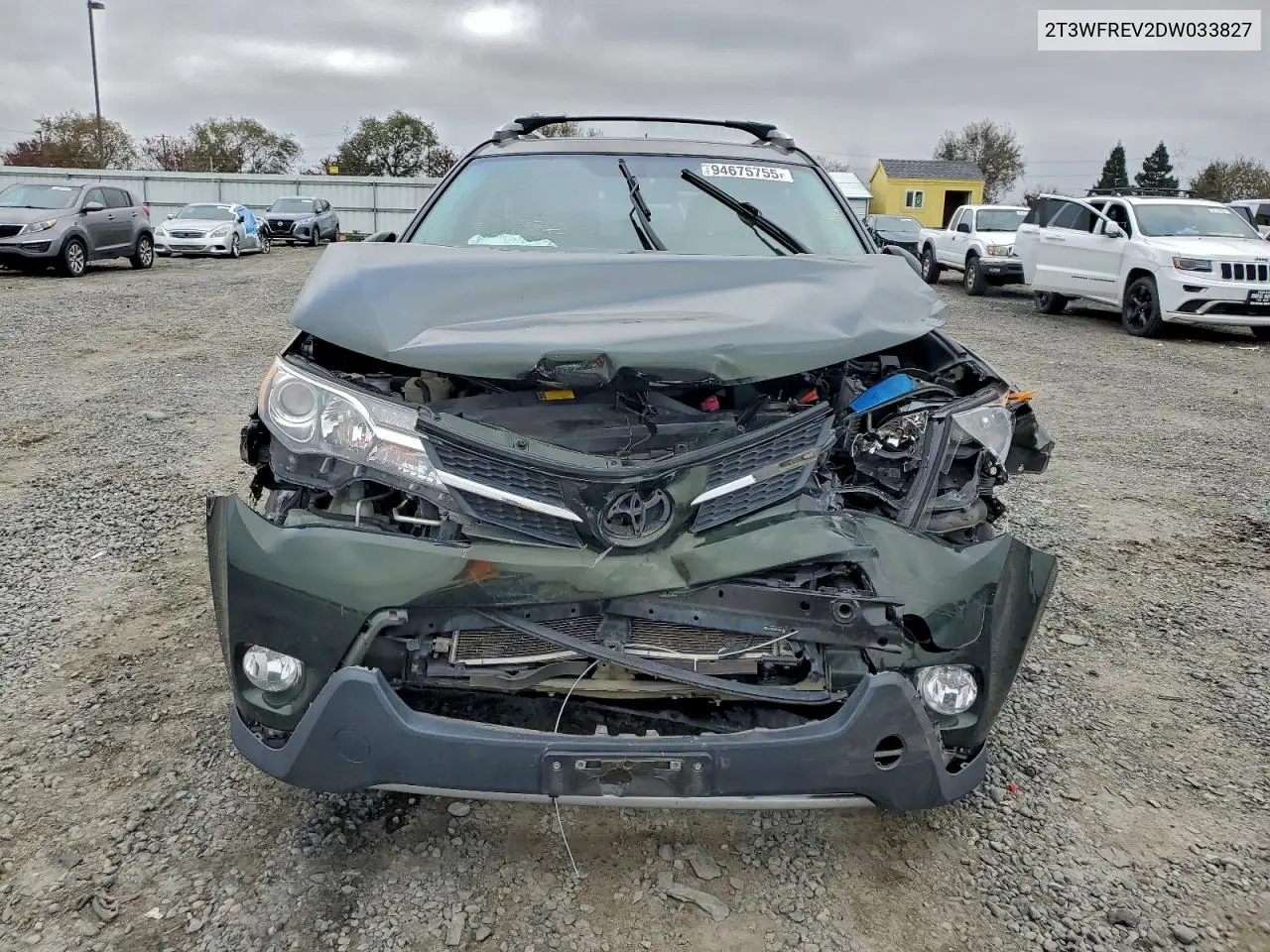 2T3WFREV2DW033827 2013 Toyota Rav4 Xle