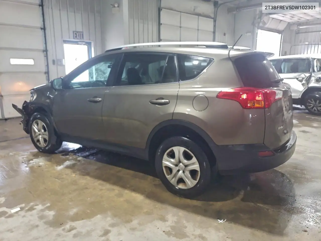 2T3BFREV5DW102301 2013 Toyota Rav4 Le