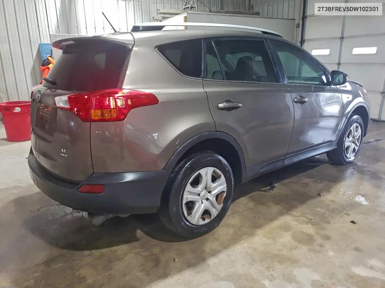 2T3BFREV5DW102301 2013 Toyota Rav4 Le