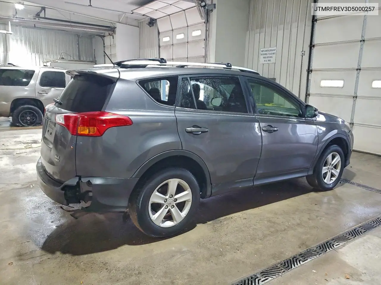 JTMRFREV3D5000257 2013 Toyota Rav4 Xle