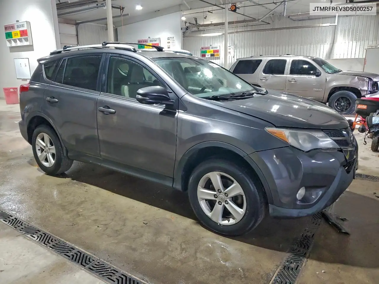 JTMRFREV3D5000257 2013 Toyota Rav4 Xle