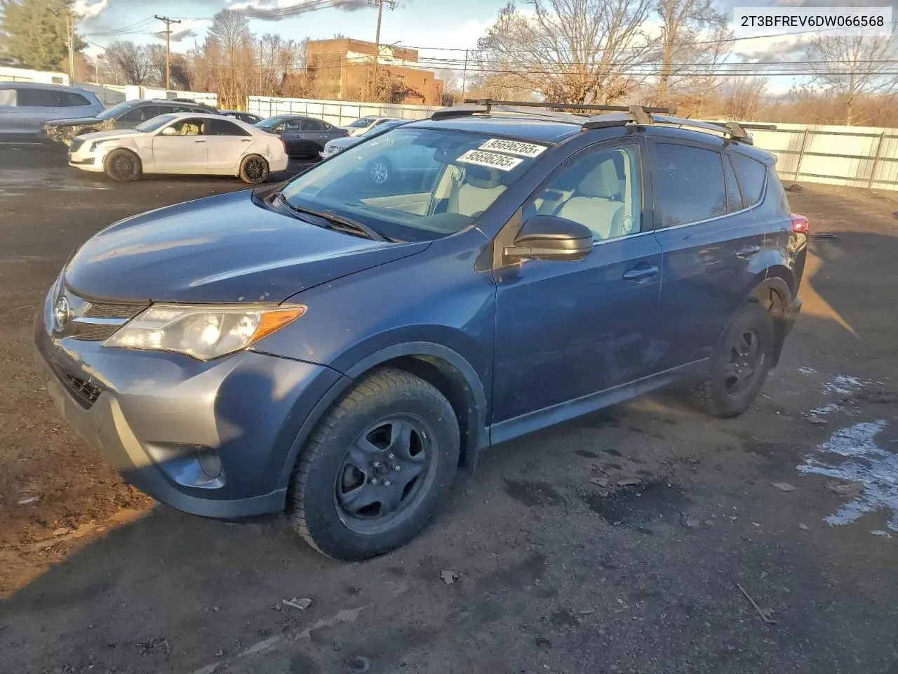 2T3BFREV6DW066568 2013 Toyota Rav4 Le