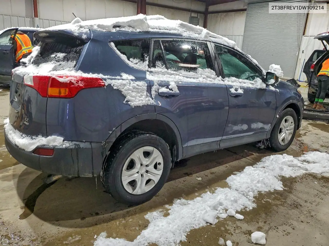 2T3BFREV1DW109214 2013 Toyota Rav4 Le