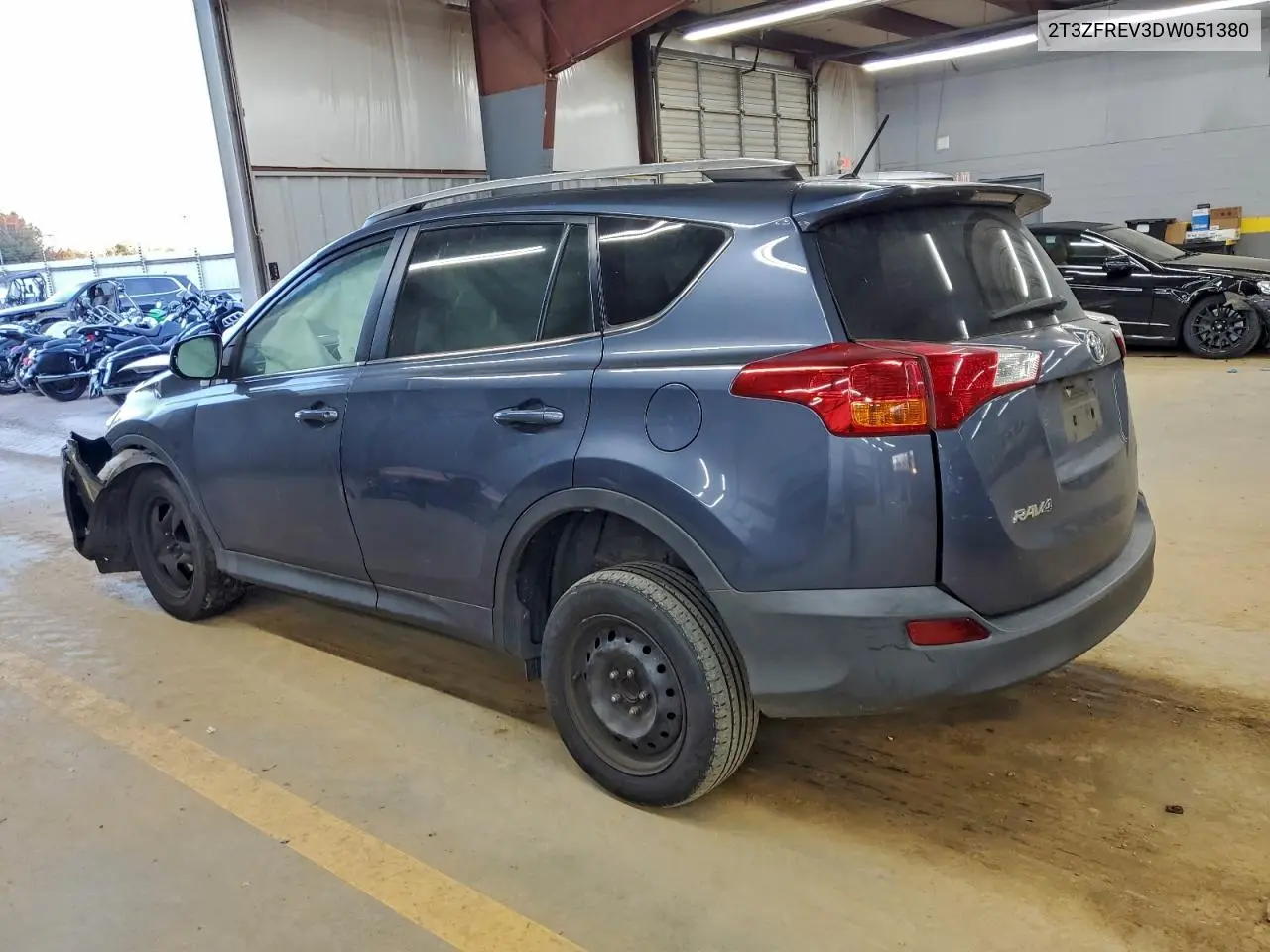 2T3ZFREV3DW051380 2013 Toyota Rav4 Le