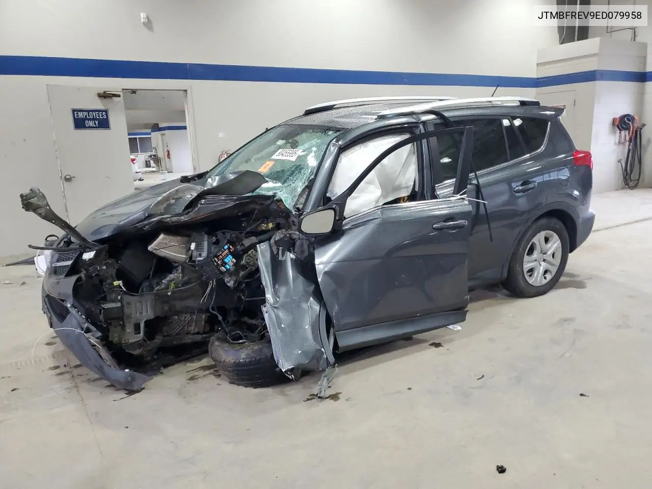 JTMBFREV9ED079958 2014 Toyota Rav4 Le