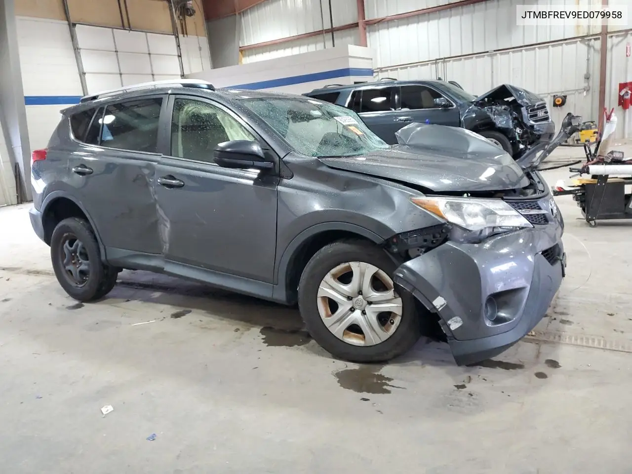 JTMBFREV9ED079958 2014 Toyota Rav4 Le