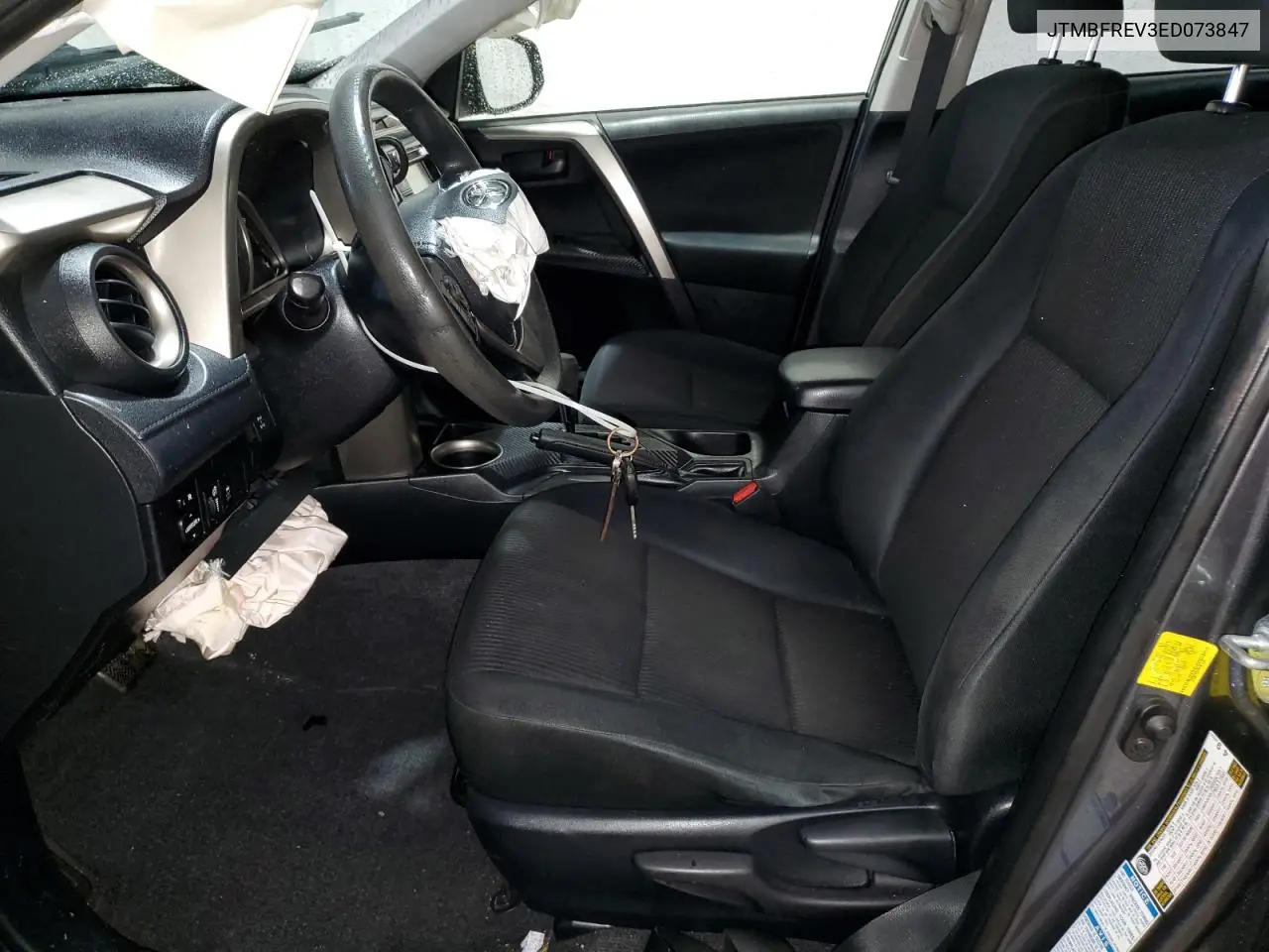 JTMBFREV3ED073847 2014 Toyota Rav4 Le