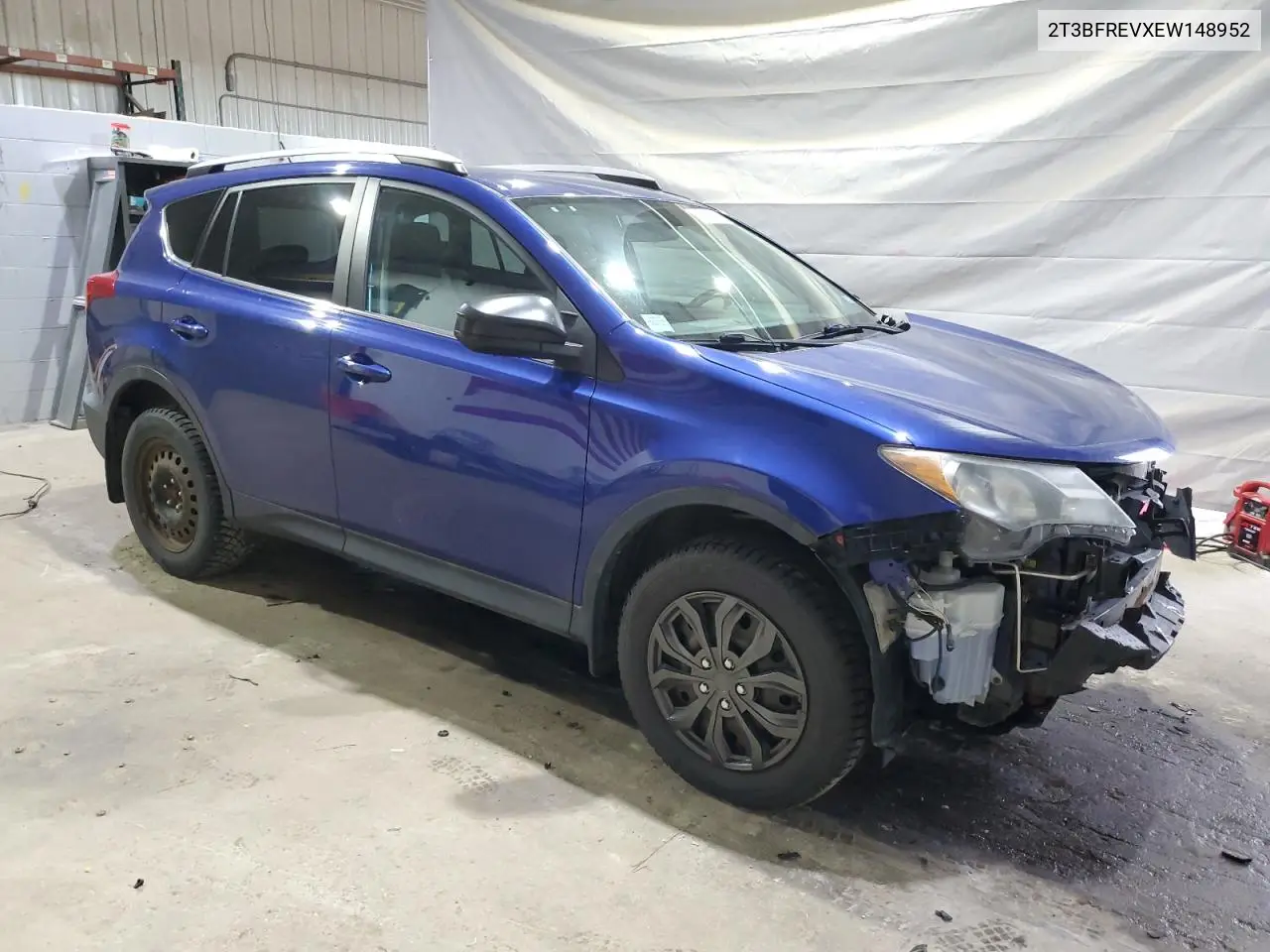 2T3BFREVXEW148952 2014 Toyota Rav4 Le