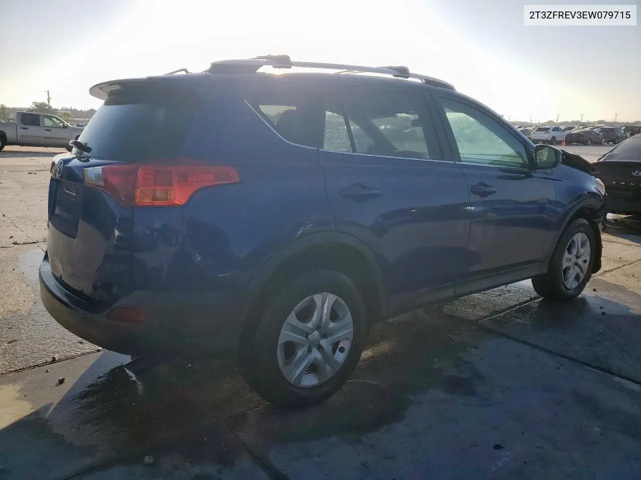 2T3ZFREV3EW079715 2014 Toyota Rav4 Le