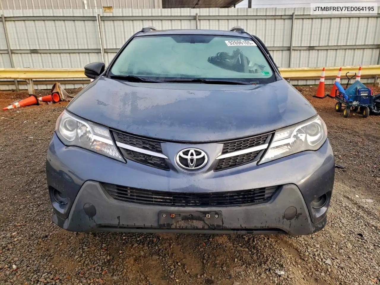 JTMBFREV7ED064195 2014 Toyota Rav4 Le