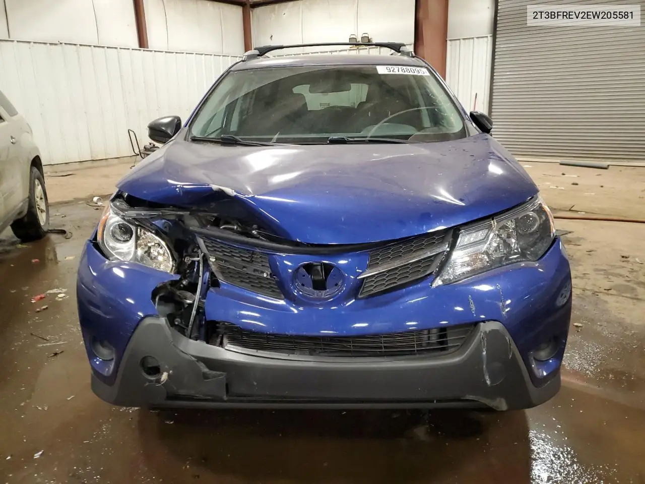2T3BFREV2EW205581 2014 Toyota Rav4 Le