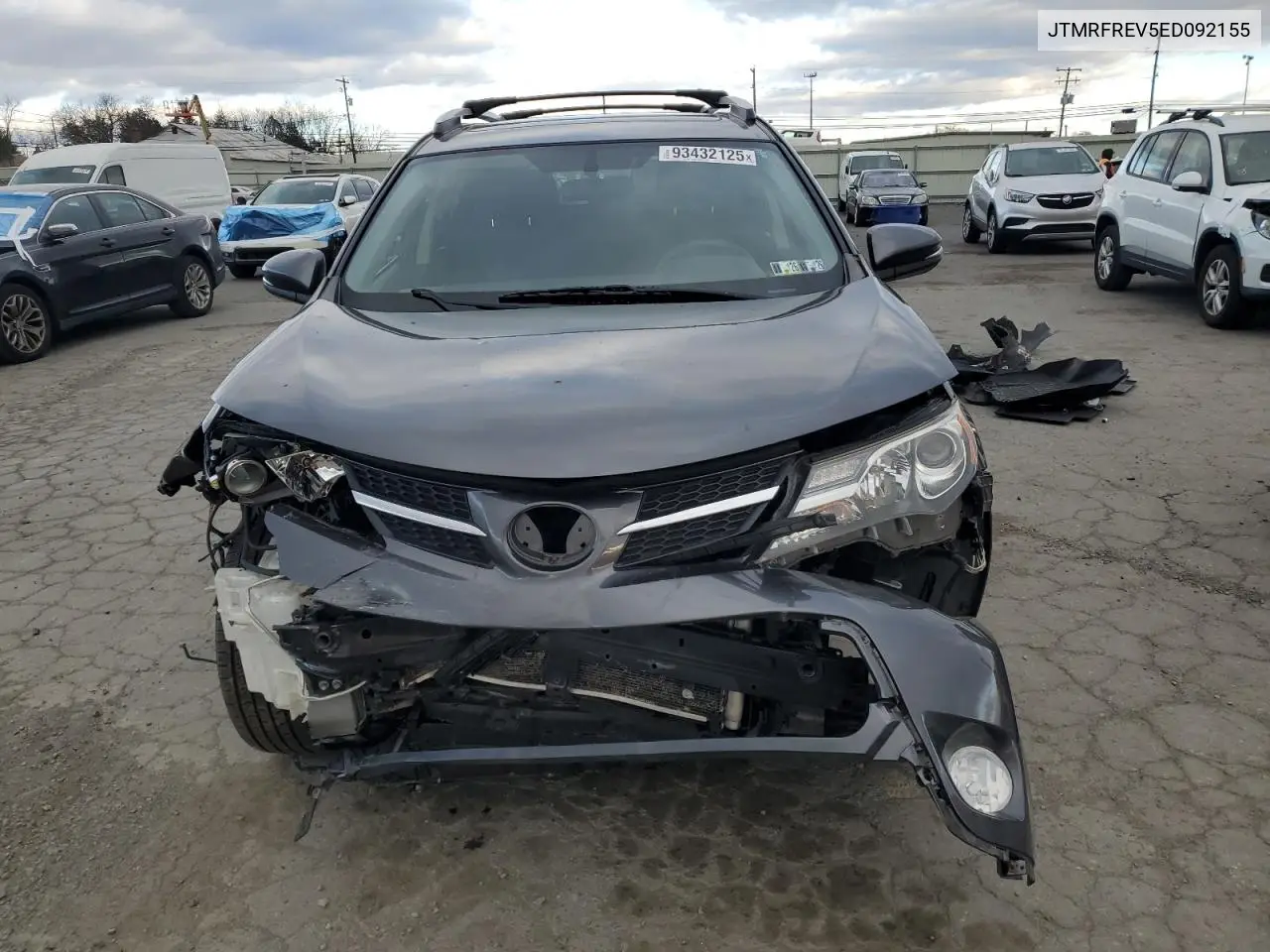 JTMRFREV5ED092155 2014 Toyota Rav4 Xle