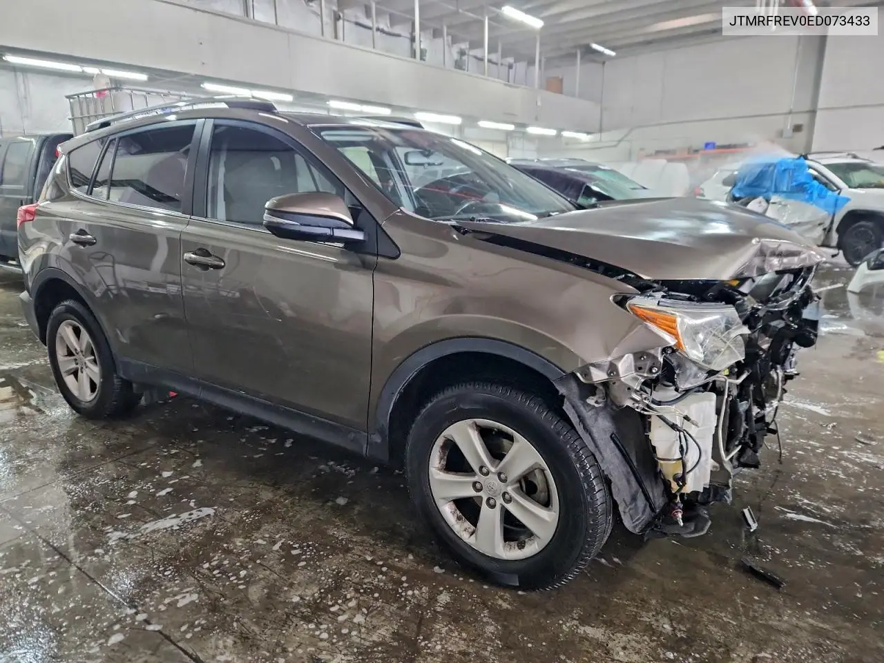 JTMRFREV0ED073433 2014 Toyota Rav4 Xle