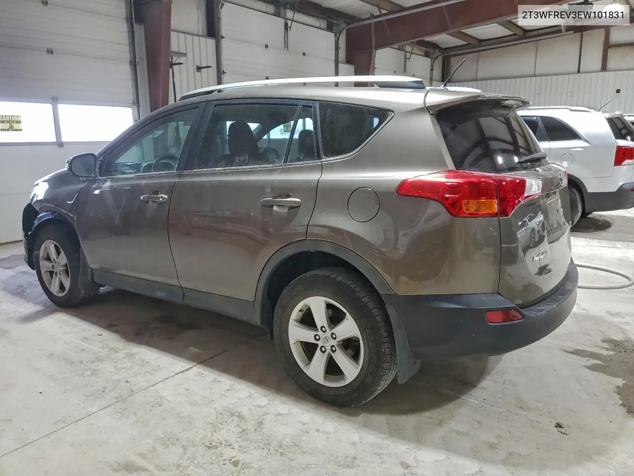 2T3WFREV3EW101831 2014 Toyota Rav4 Xle