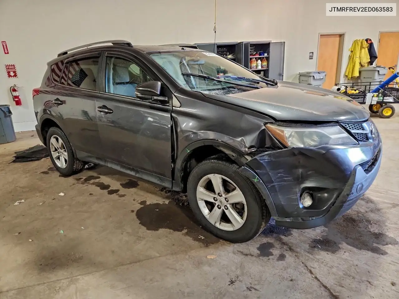 JTMRFREV2ED063583 2014 Toyota Rav4 Xle