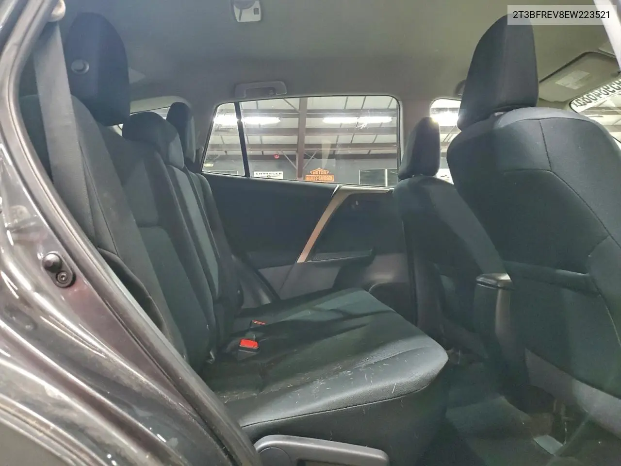 2T3BFREV8EW223521 2014 Toyota Rav4 Le