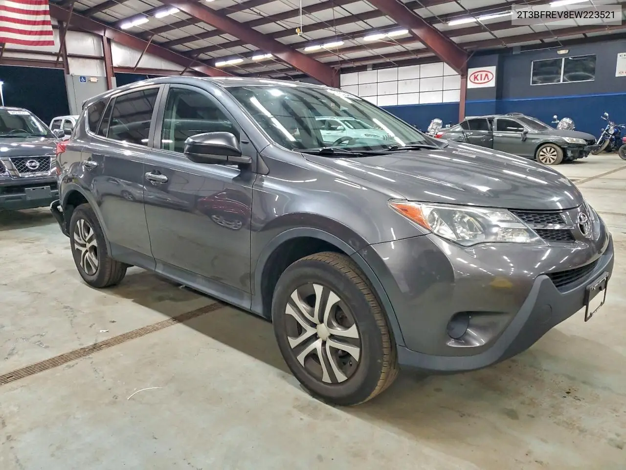 2T3BFREV8EW223521 2014 Toyota Rav4 Le