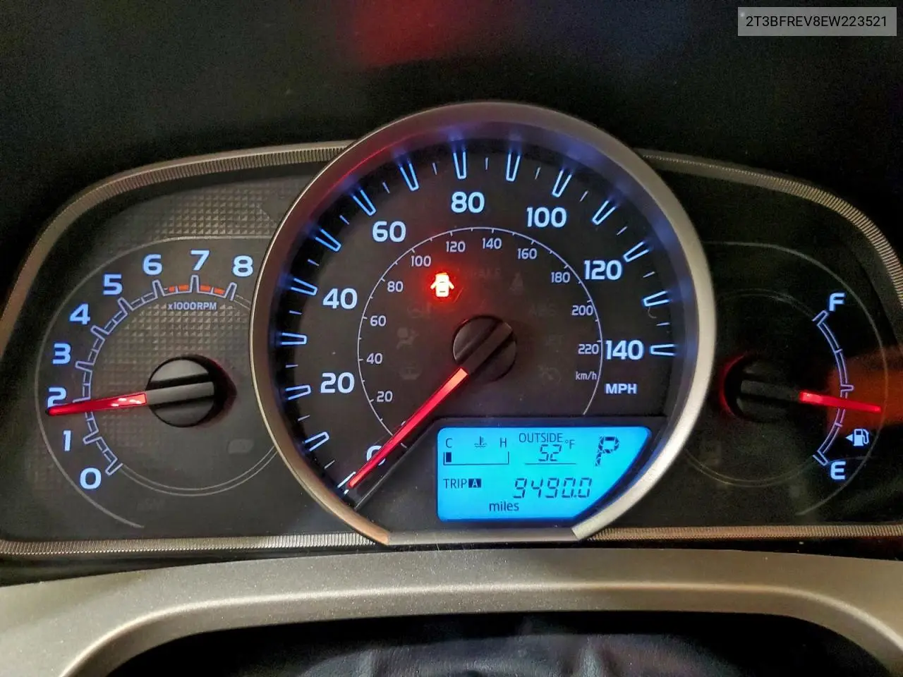 2T3BFREV8EW223521 2014 Toyota Rav4 Le
