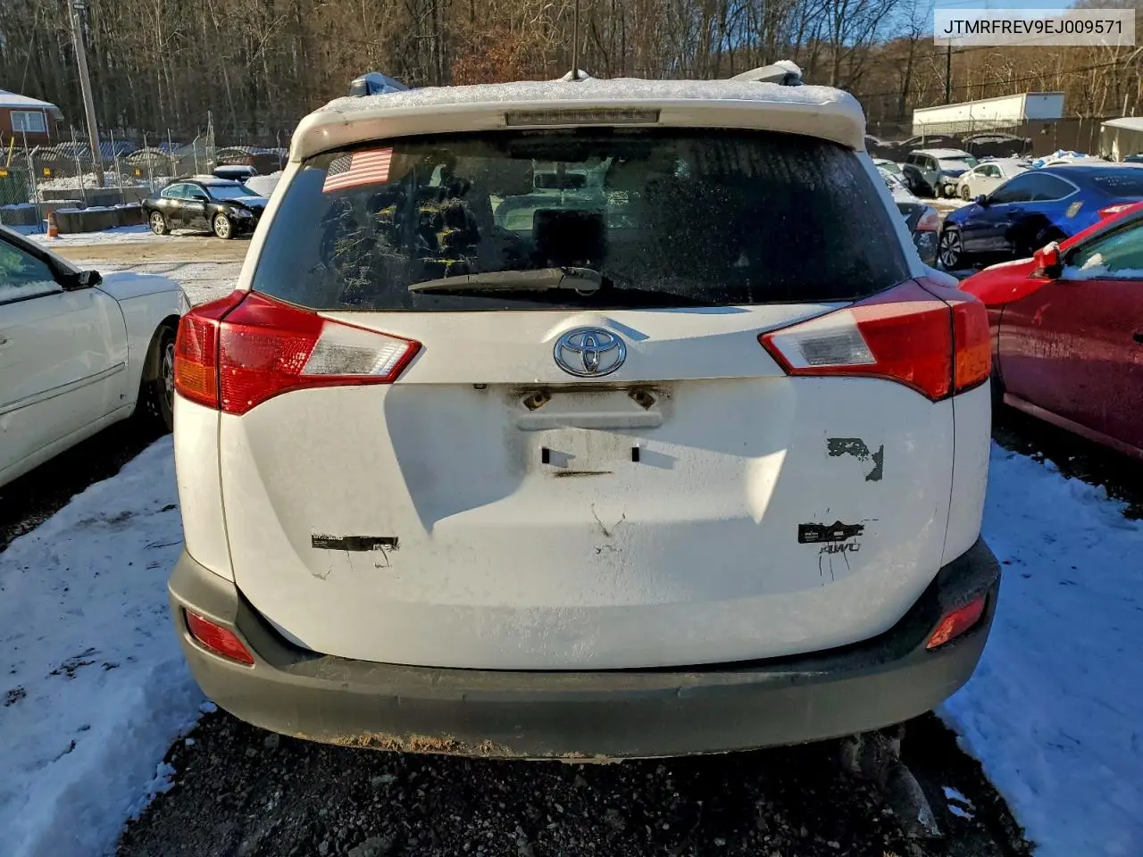 JTMRFREV9EJ009571 2014 Toyota Rav4 Xle