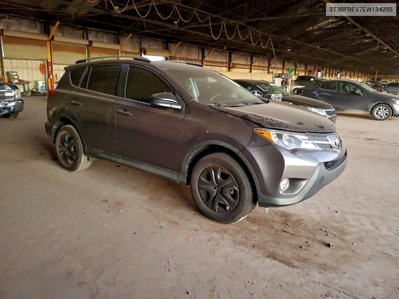 2T3BFREV7EW134295 2014 Toyota Rav4 Le