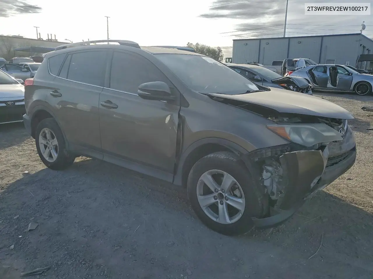 2T3WFREV2EW100217 2014 Toyota Rav4 Xle