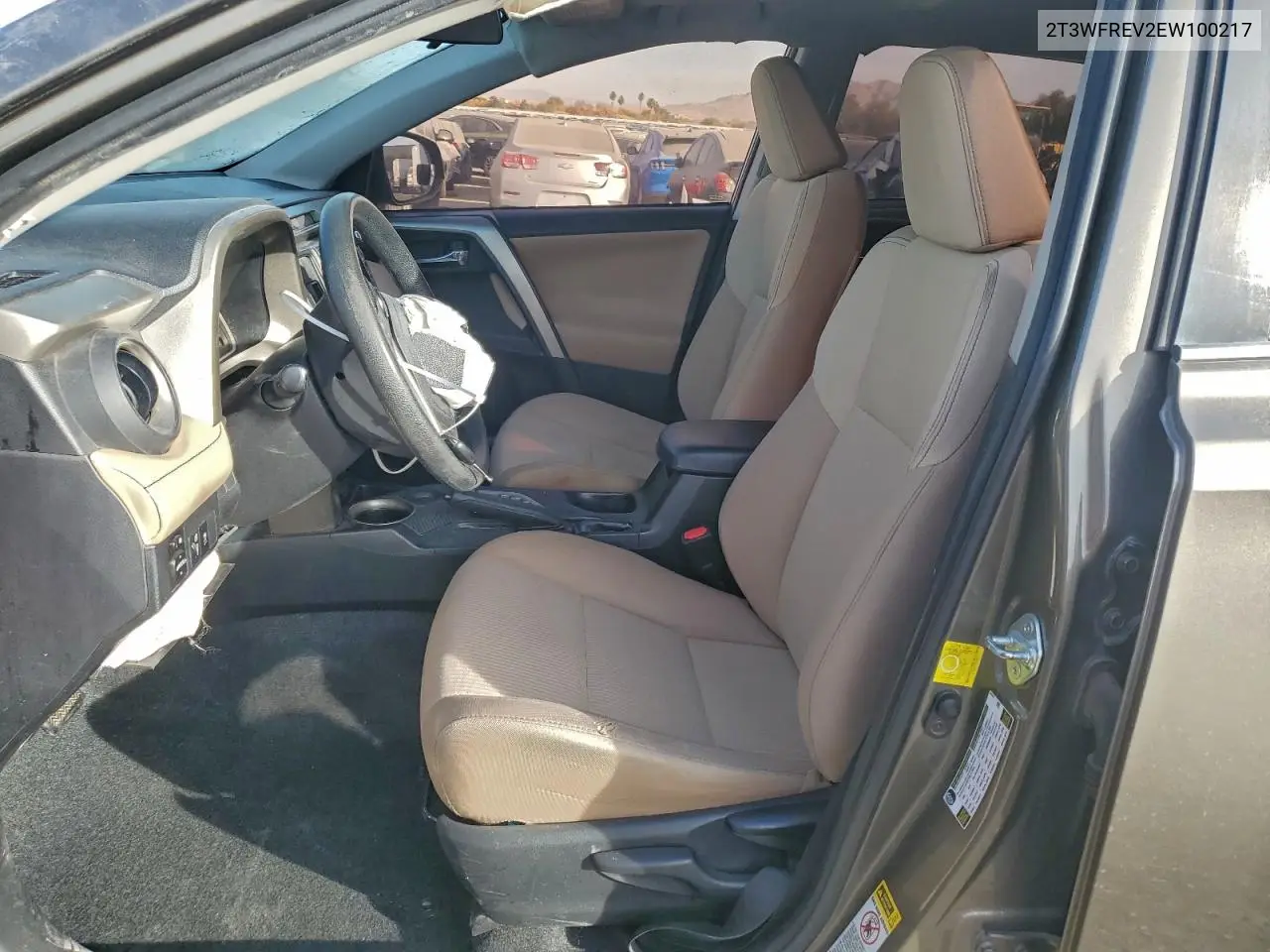 2T3WFREV2EW100217 2014 Toyota Rav4 Xle
