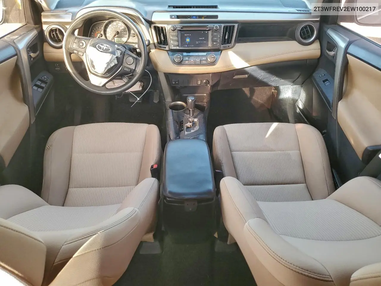 2T3WFREV2EW100217 2014 Toyota Rav4 Xle