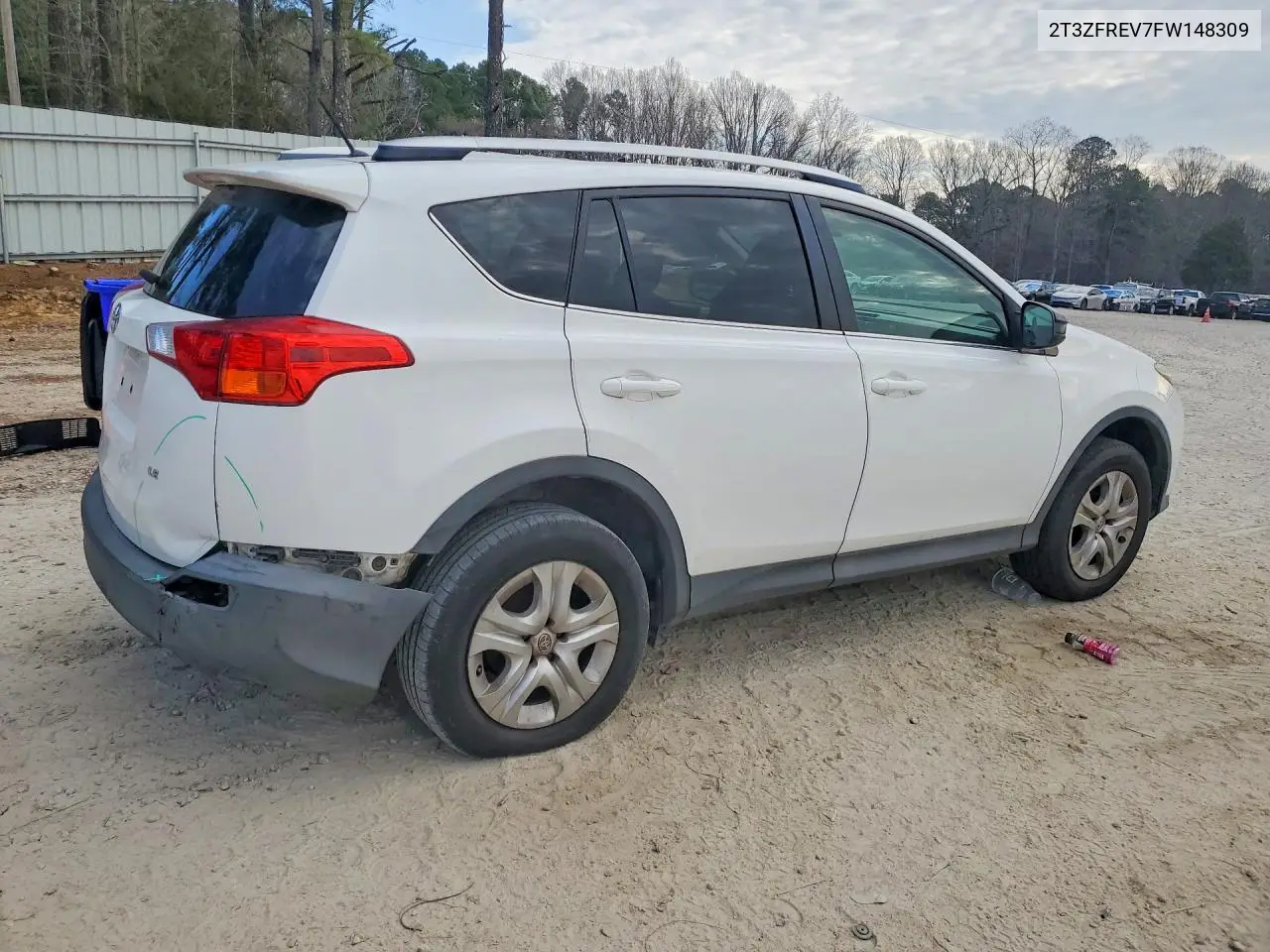 2T3ZFREV7FW148309 2015 Toyota Rav4 Le