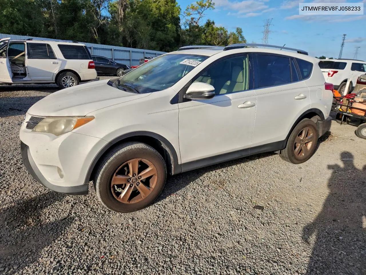 JTMWFREV8FJ058233 2015 Toyota Rav4 Xle