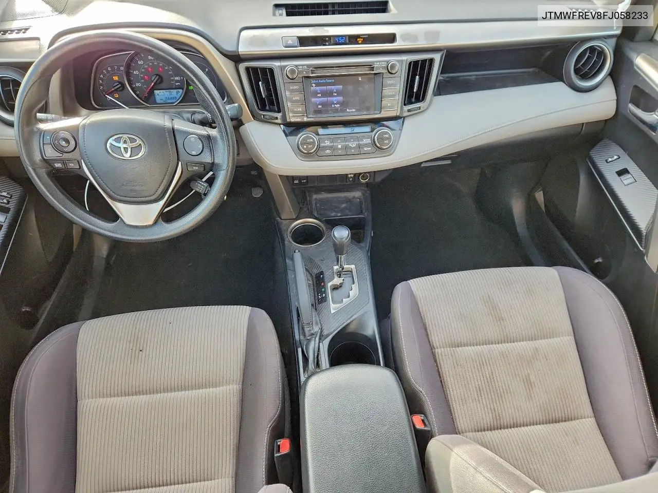 JTMWFREV8FJ058233 2015 Toyota Rav4 Xle