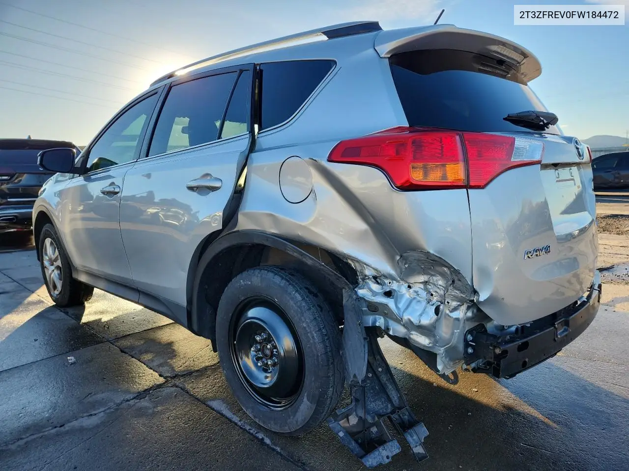 2T3ZFREV0FW184472 2015 Toyota Rav4 Le
