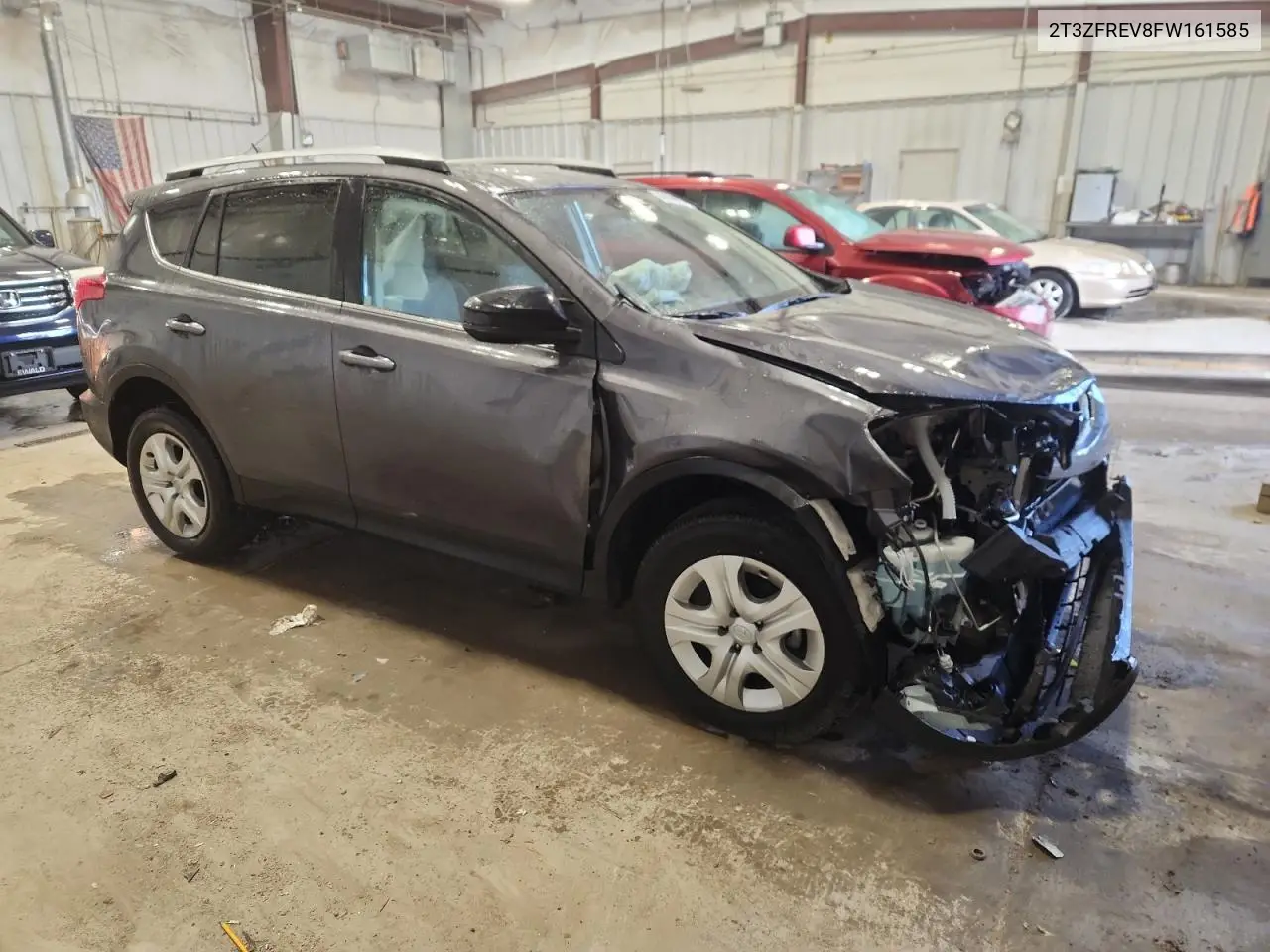 2T3ZFREV8FW161585 2015 Toyota Rav4 Le