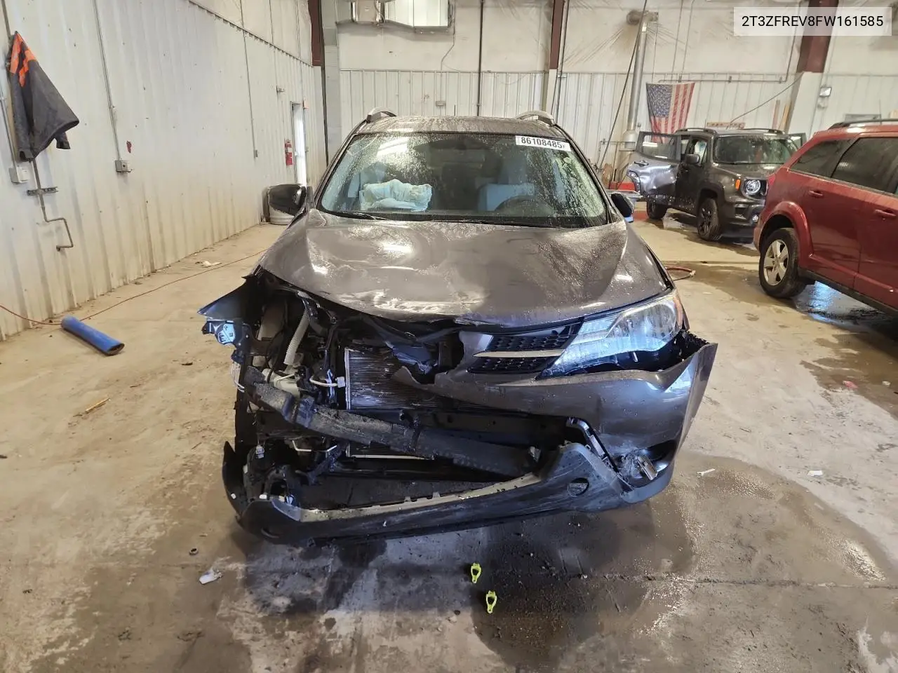 2T3ZFREV8FW161585 2015 Toyota Rav4 Le