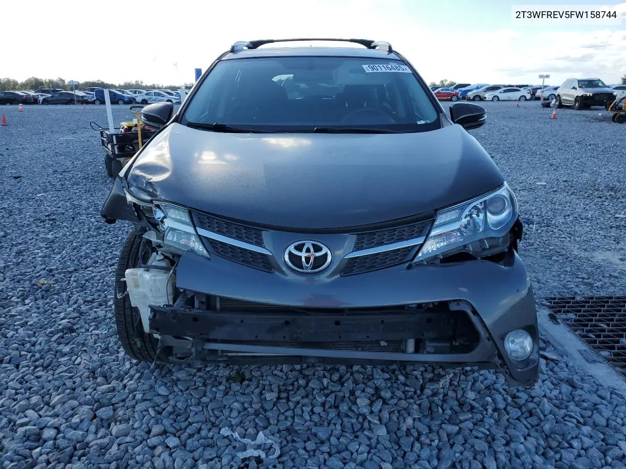 2T3WFREV5FW158744 2015 Toyota Rav4 Xle