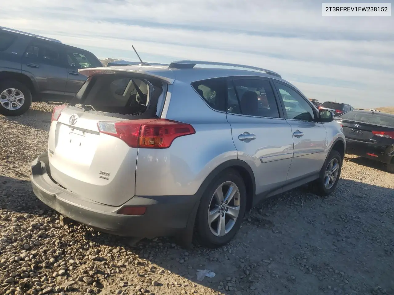 2T3RFREV1FW238152 2015 Toyota Rav4 Xle