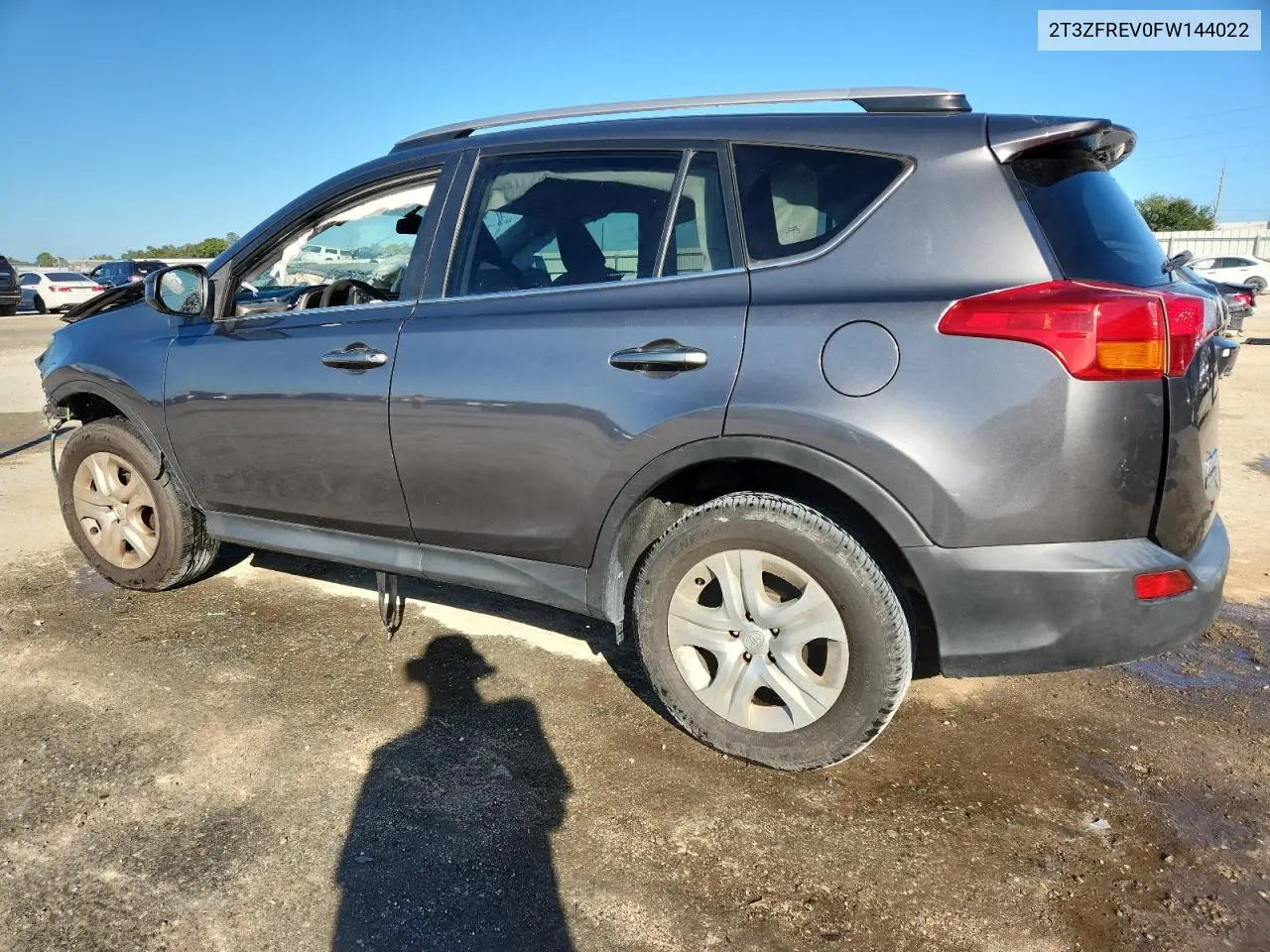 2T3ZFREV0FW144022 2015 Toyota Rav4 Le