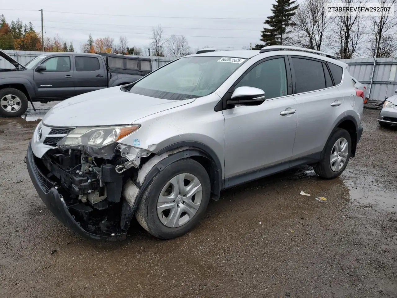 2T3BFREV5FW292507 2015 Toyota Rav4 Le
