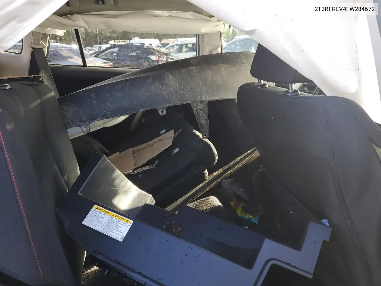2T3RFREV4FW284672 2015 Toyota Rav4 Xle