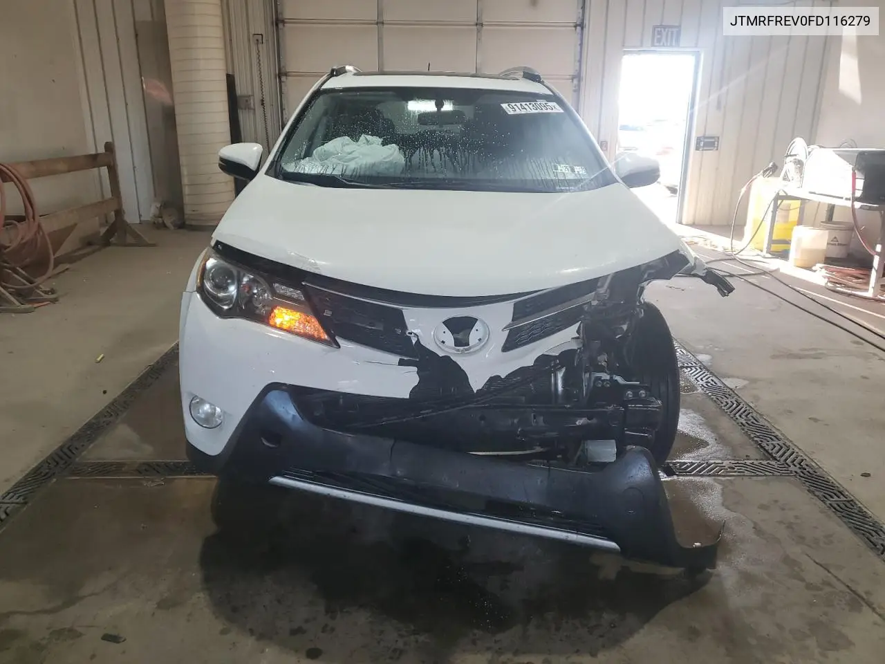 JTMRFREV0FD116279 2015 Toyota Rav4 Xle