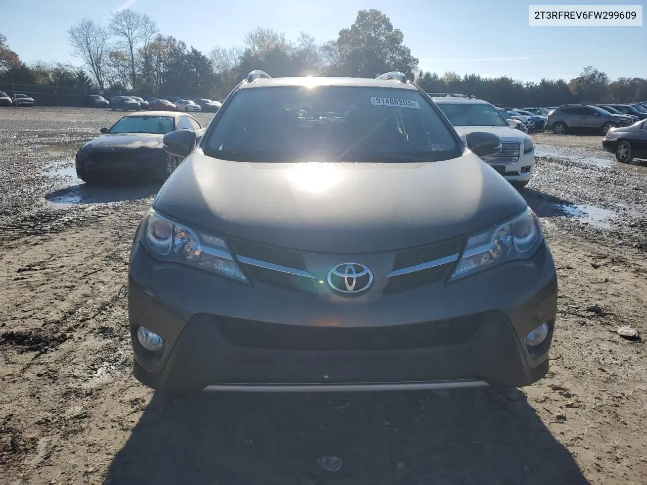 2T3RFREV6FW299609 2015 Toyota Rav4 Xle